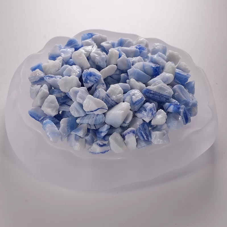 Makukulay na baso ng baso para sa terrazzo