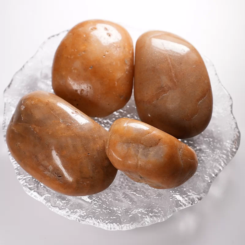 Likas na makulay/puti/itim/dilaw na mga bato ng cobble para sa landscaping ng parke